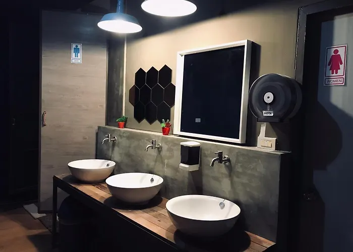 Sleep Cafe Hidee247 膠囊旅館 曼谷